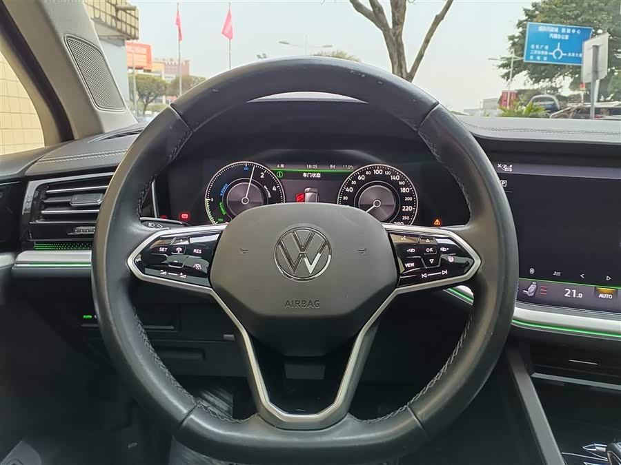 Volkswagen Touareg New Energy 2020 car image #13