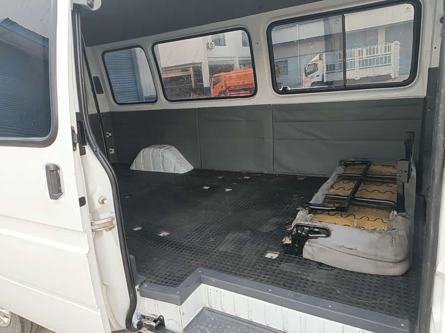 Ford Transit Classic 2016 car image #13