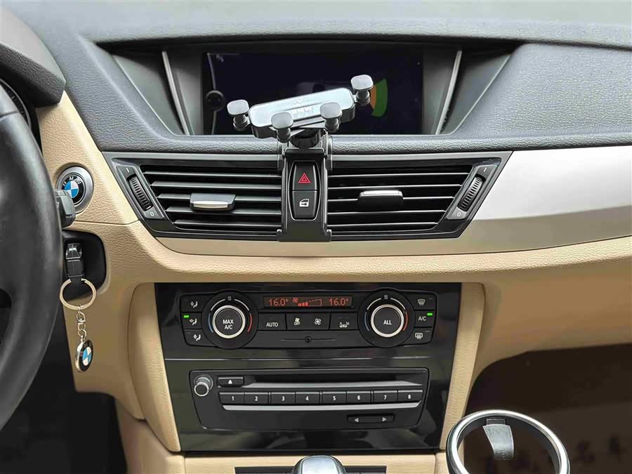 BMW X1 (Imported) 2013 car image #13