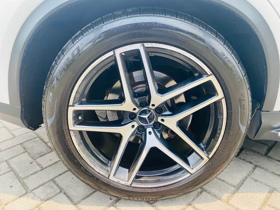 Mercedes-Benz GLE Coupe AMG 2018 #13 Mercedes-Benz GLE Coupe AMG 2018 car image #13