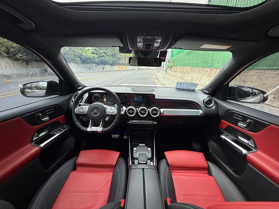 Mercedes-Benz GLB AMG 2023 immagine di auto #13