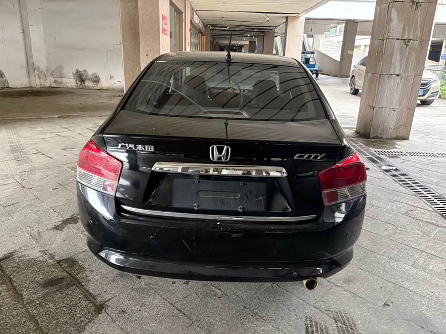 Honda City Classic 2010 immagine di auto #13