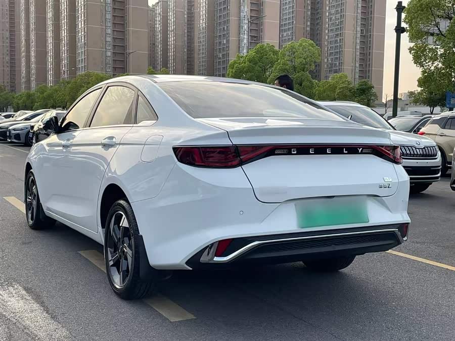 GEELY Emgrand L HiP 2023 immagine di auto #13