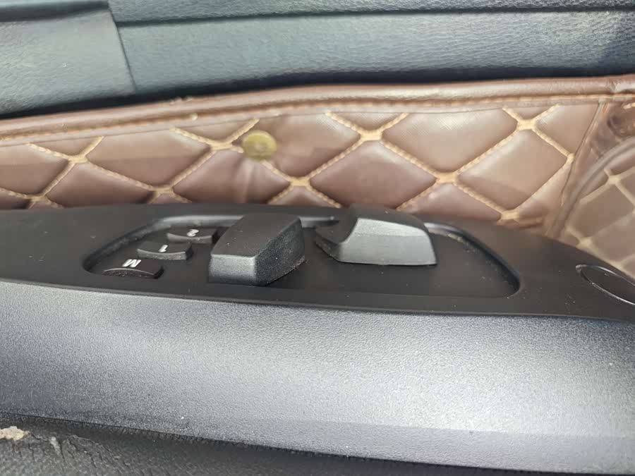 BMW X1 (Imported) 2012 car image #13