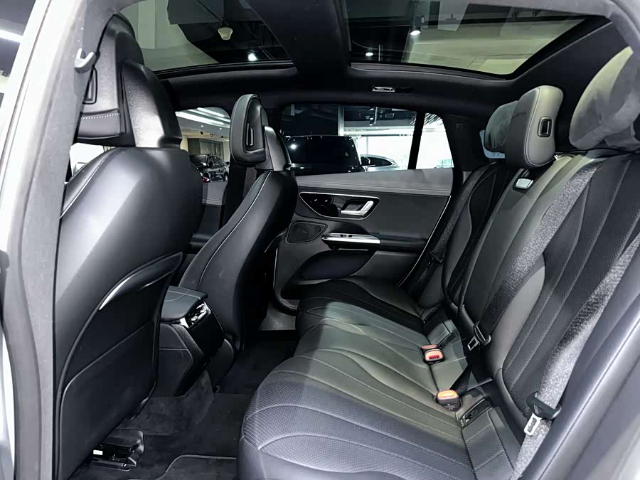 Mercedes-Benz EQE Class 2023 #13 Mercedes-Benz EQE Class 2023 immagine di auto #13