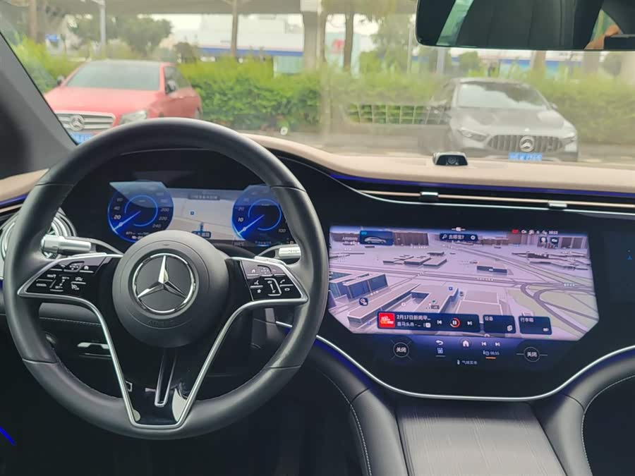 Mercedes-Benz EQS Class 2023 car image #13