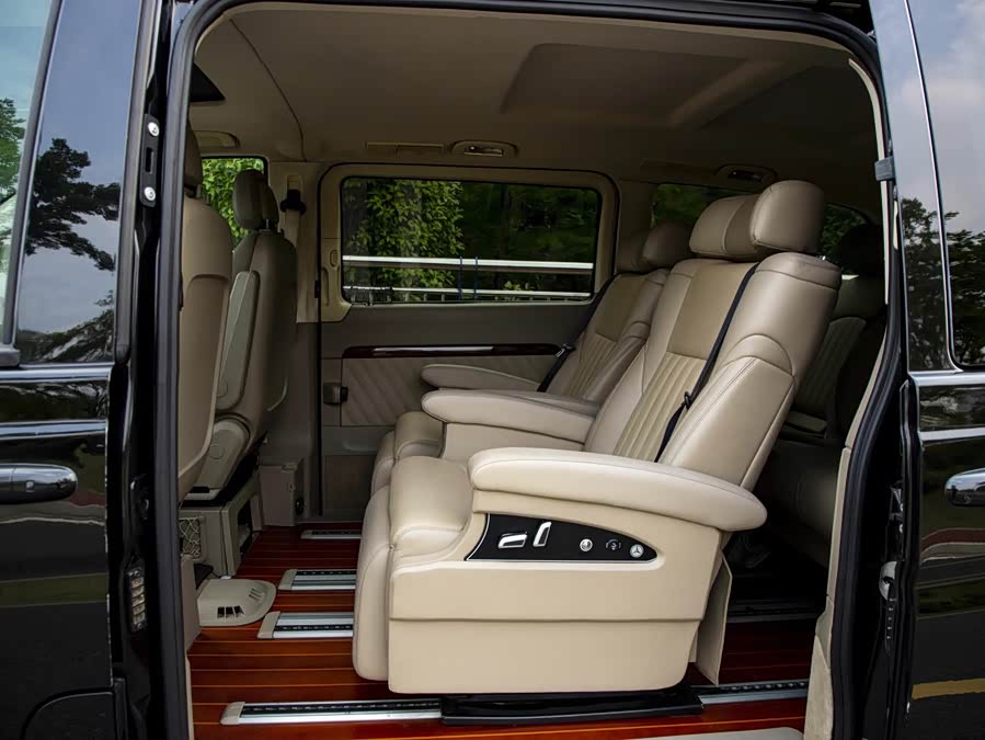 奔驰 唯雅诺 2013 汽车图片 #13