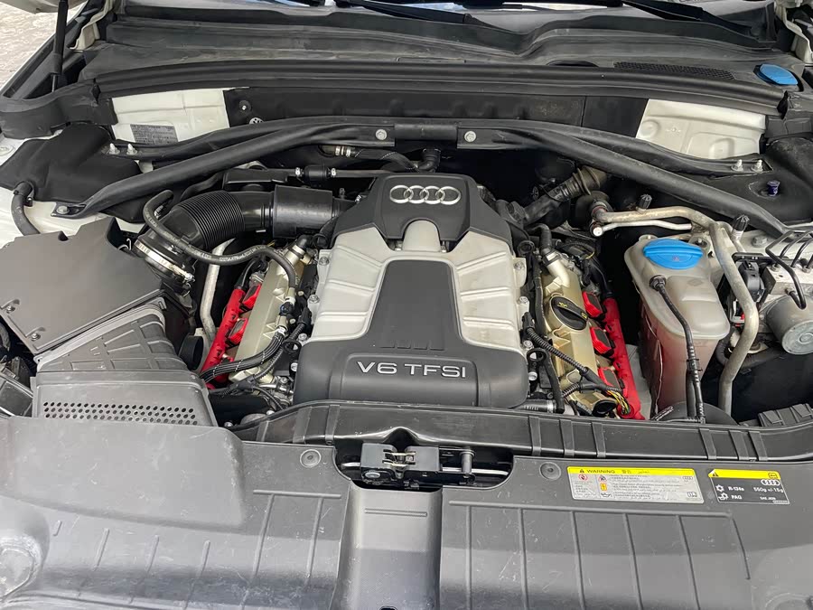 Audi Q5 (Imported) 2015 car image #13