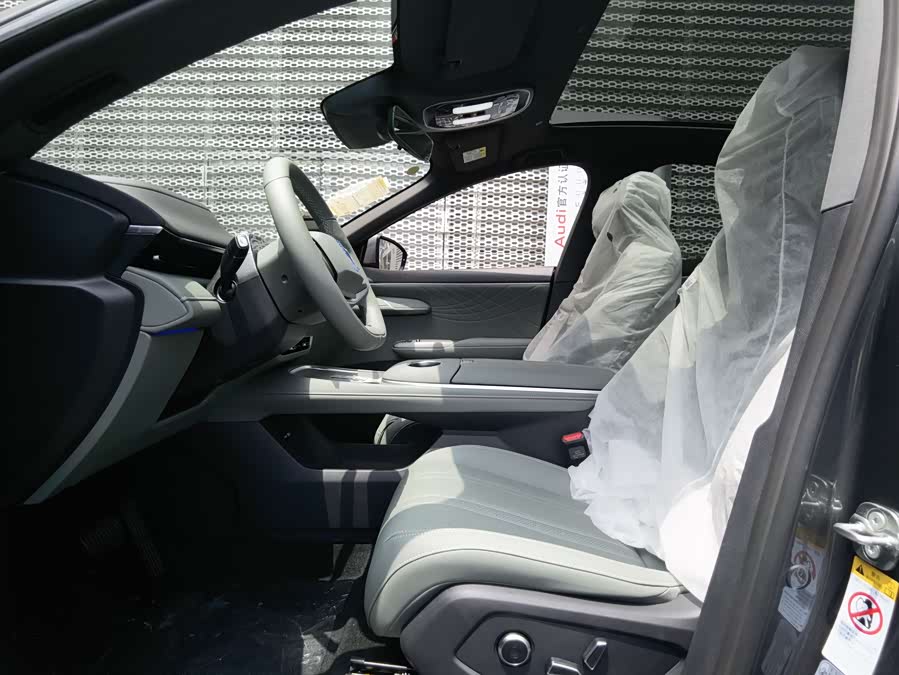 Deepal S07 2025 #13 Deepal S07 2025 car image #13