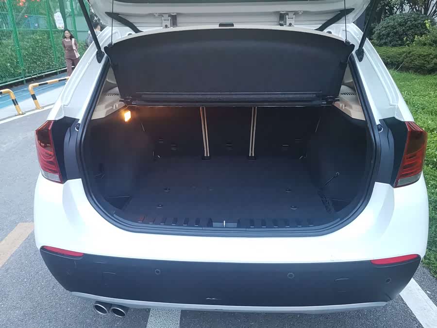 BMW X1 (Imported) 2011 صورة سيارة #13