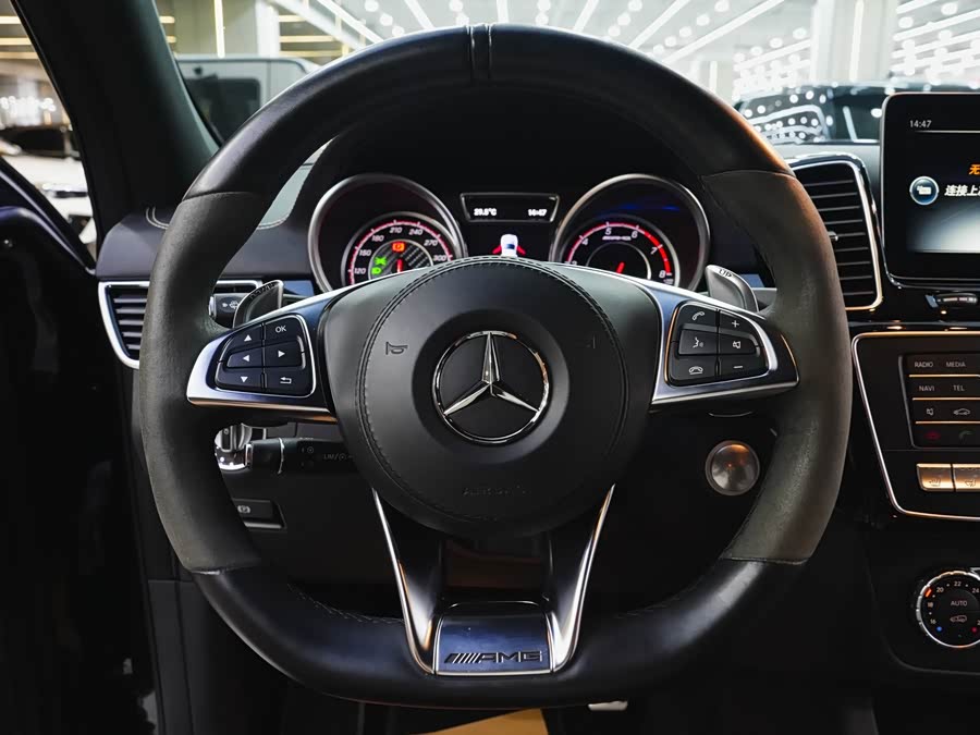 Mercedes-Benz GLS AMG 2016 car image #13