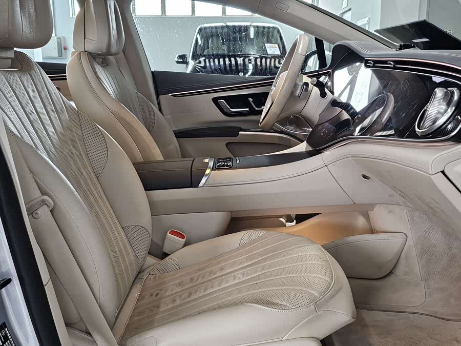 Mercedes-Benz EQS Class 2023 car image #13