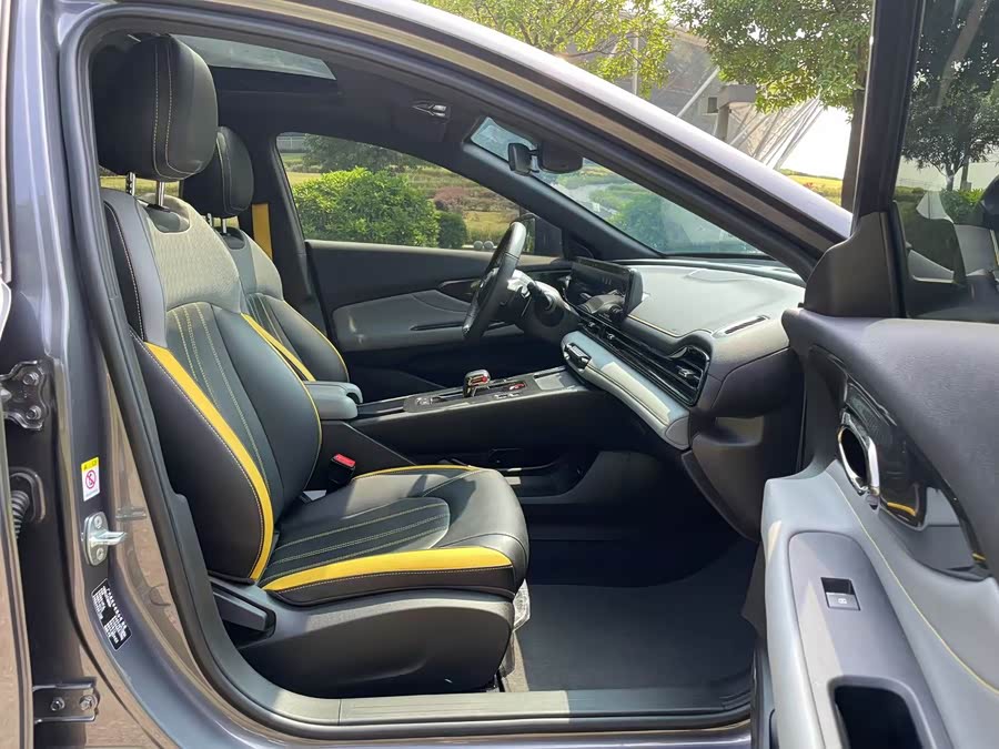 GAC Trumpchi Empow 2023 #13 GAC Trumpchi Empow 2023 car image #13