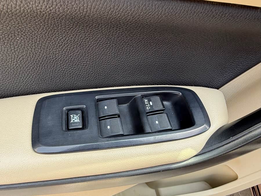 Ford Everest 2016 car image #13