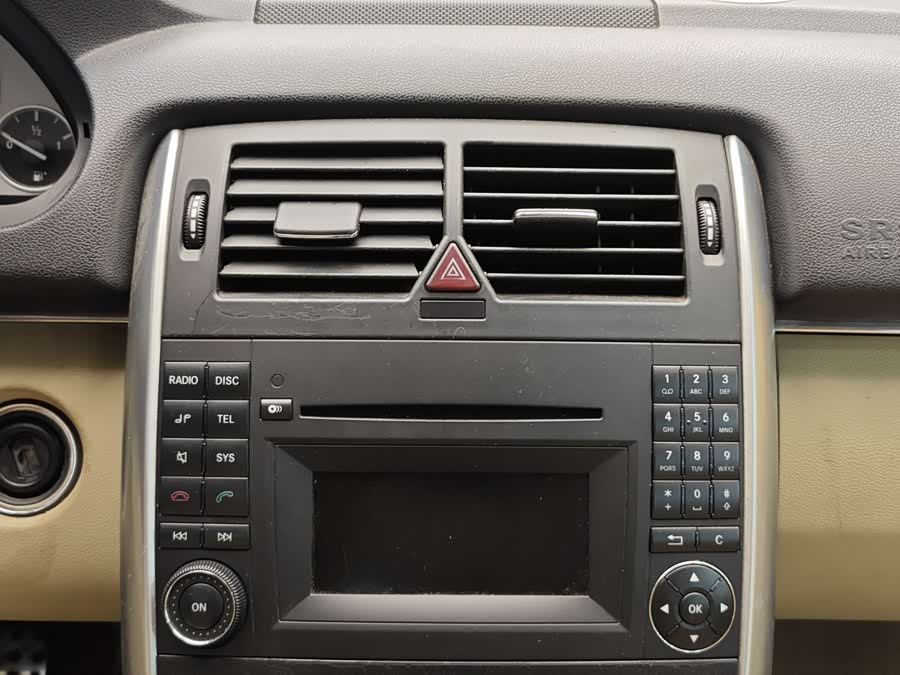 Mercedes-Benz B Class 2010 #13 Mercedes-Benz B Class 2010 car image #13