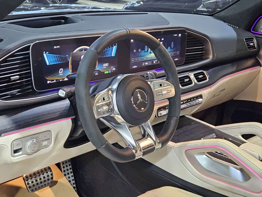 Mercedes-Benz GLS AMG 2023 car image #13