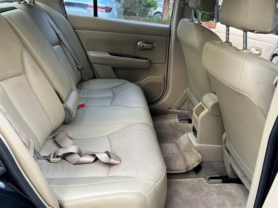 日产 颐达 2010 汽车图片 #13