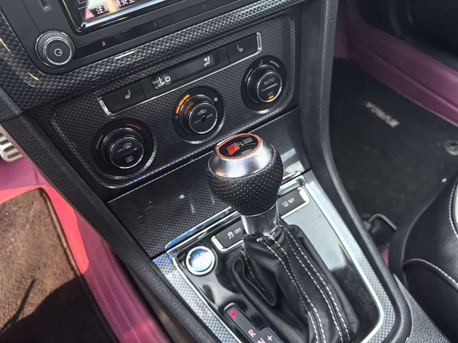 Volkswagen Cross Lavida 2014 immagine di auto #13