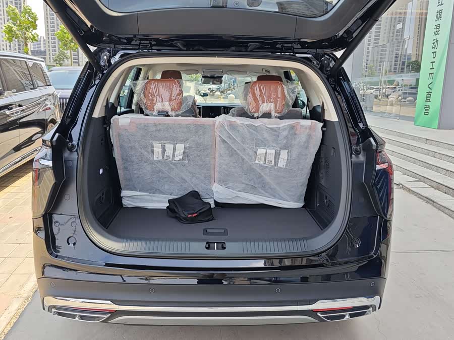 HongQi HS7 PHEV car image #13