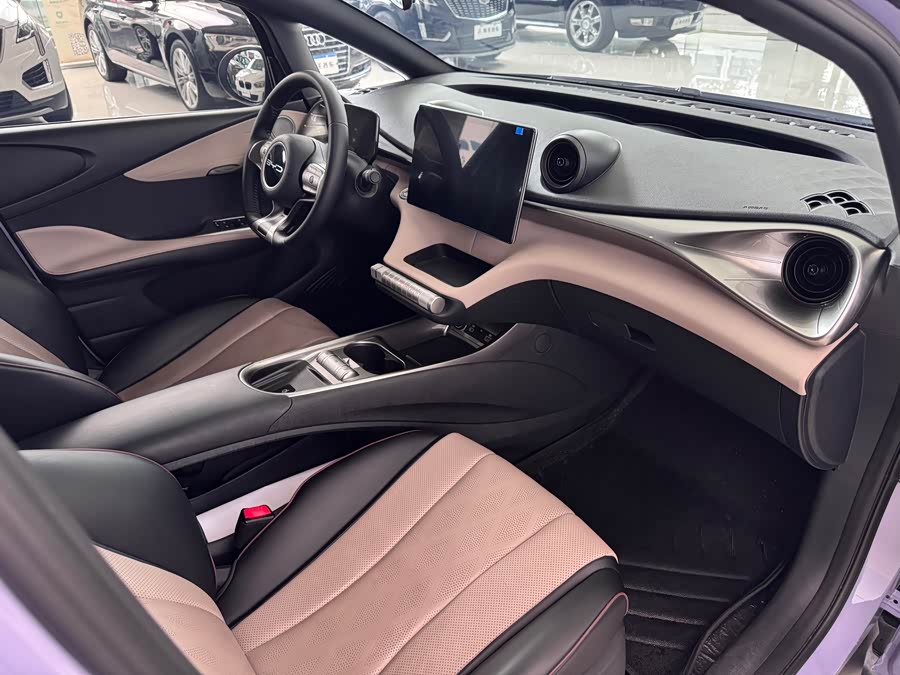 BYD Dolphin 2024 صورة سيارة #13