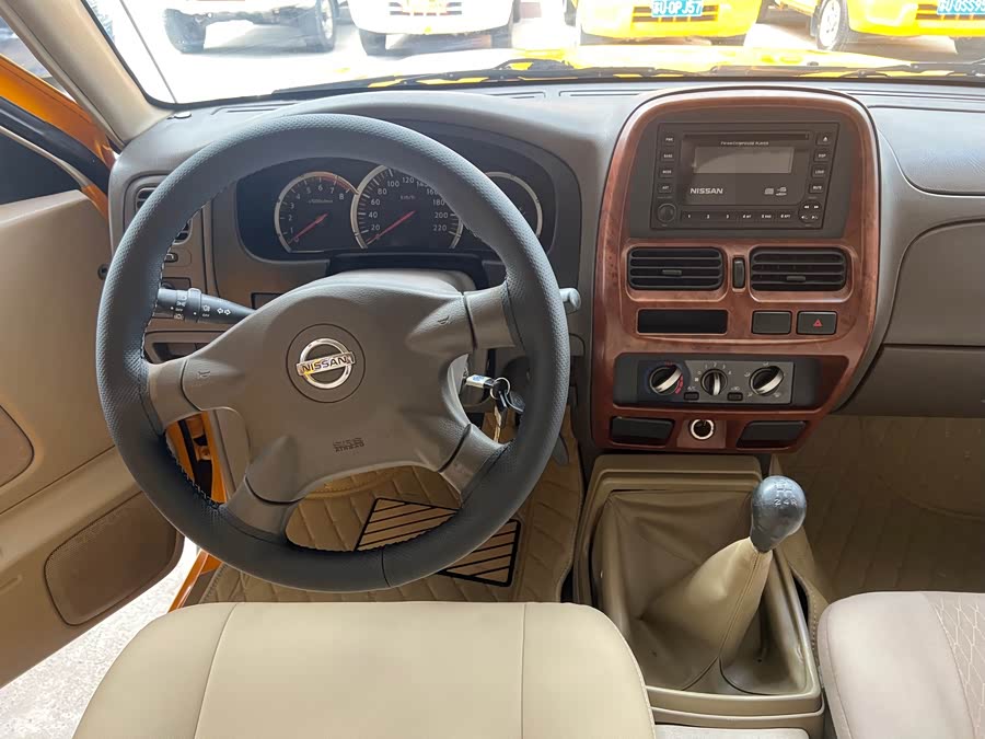 日产 日产ZN厢式车 2014 汽车图片 #13