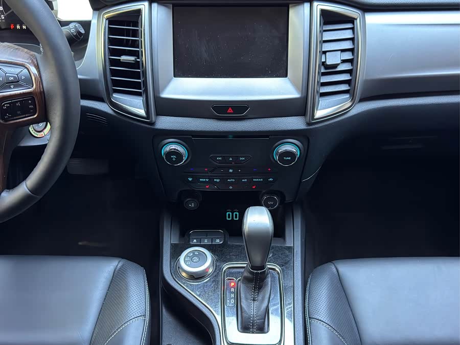 Ford Everest 2019 #13 Ford Everest 2019 car image #13