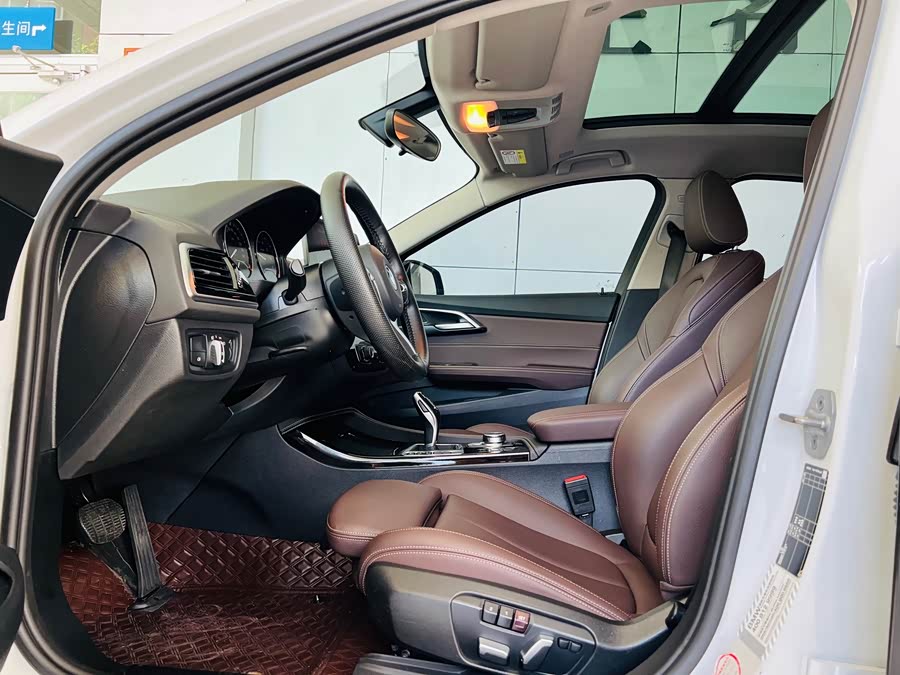 BMW 1 Series 2023 #13 BMW 1 Series 2023 car image #13