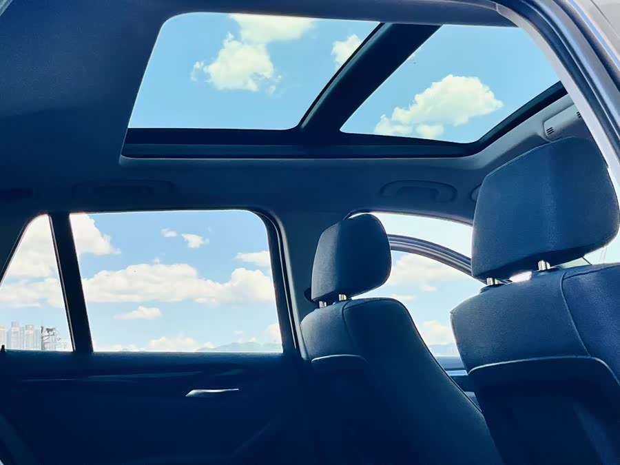 BMW X1 (Imported) 2012 car image #13