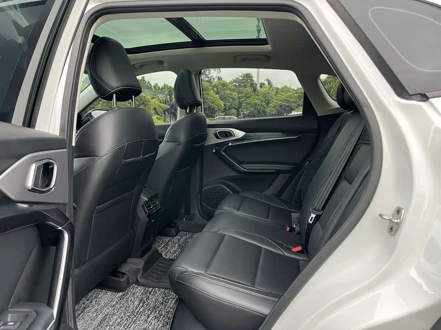 MG ONE 2023 car image #13