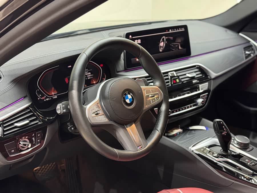 BMW 5 Series 2023 #13 BMW 5 Series 2023 car image #13