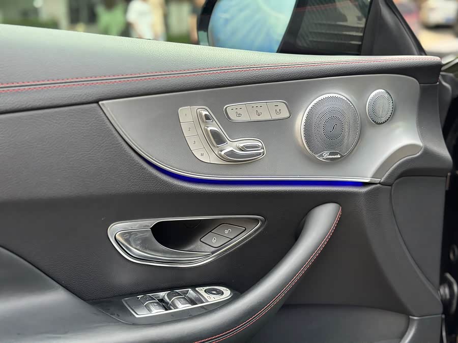 Mercedes-Benz E AMG 2019 immagine di auto #13