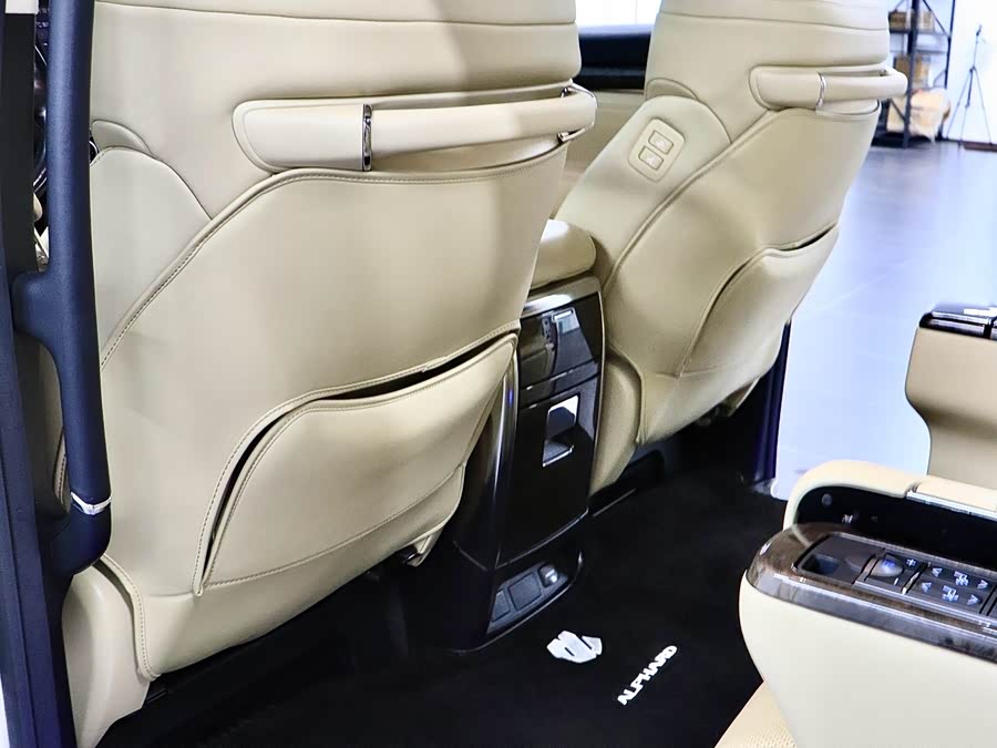 Toyota Alphard 2021 #13 Toyota Alphard 2021 car image #13