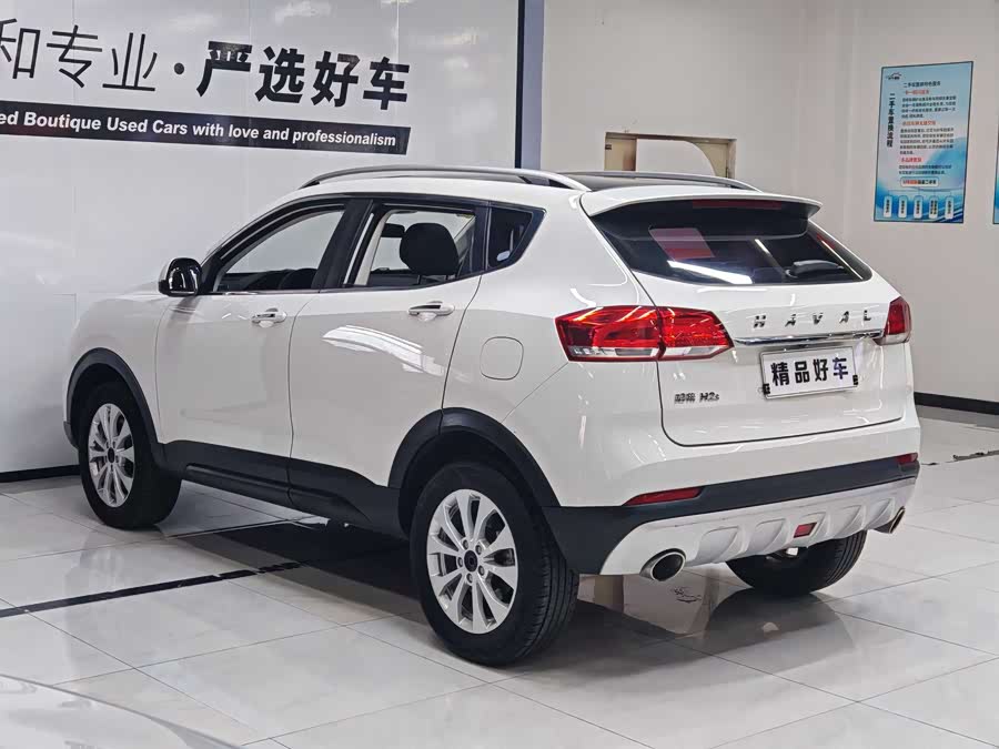 Haval H2s 2019 #13 Haval H2s 2019 car image #13
