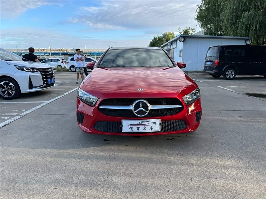 Mercedes-Benz A Class (Imported) 2020 #13 Mercedes-Benz A Class (Imported) 2020 car image #13