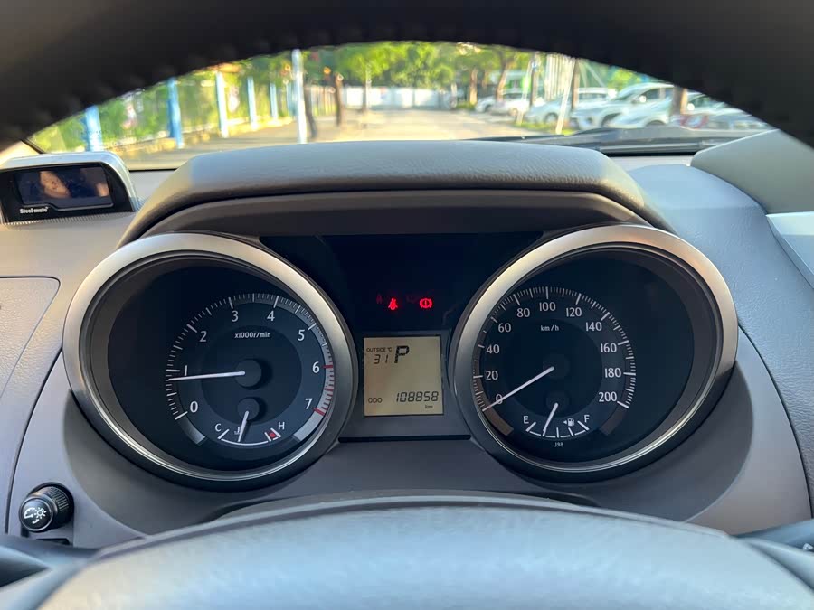 Toyota Prado (Imported) 2015 car image #13