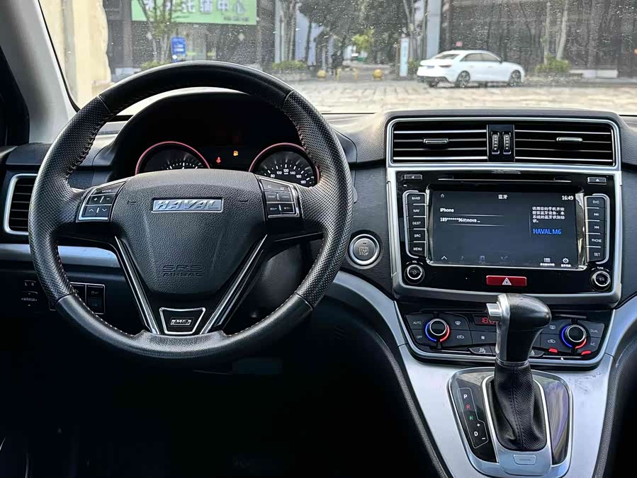 Haval H2 2018 #13 Haval H2 2018 car image #13