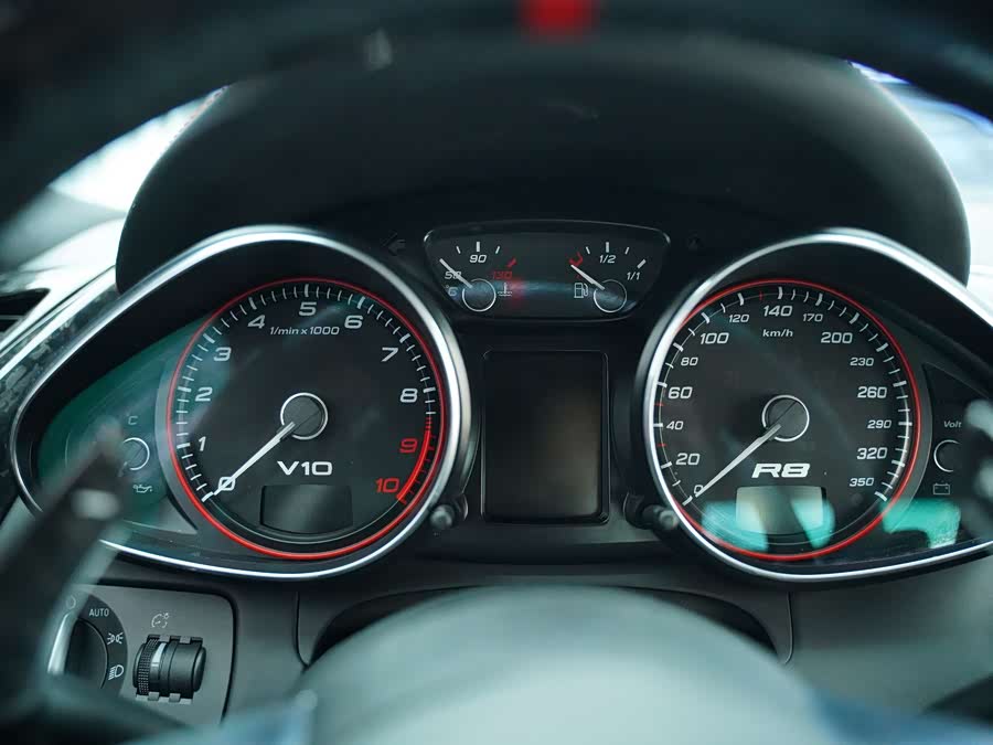 Audi R8 2013 #13 Audi R8 2013 car image #13