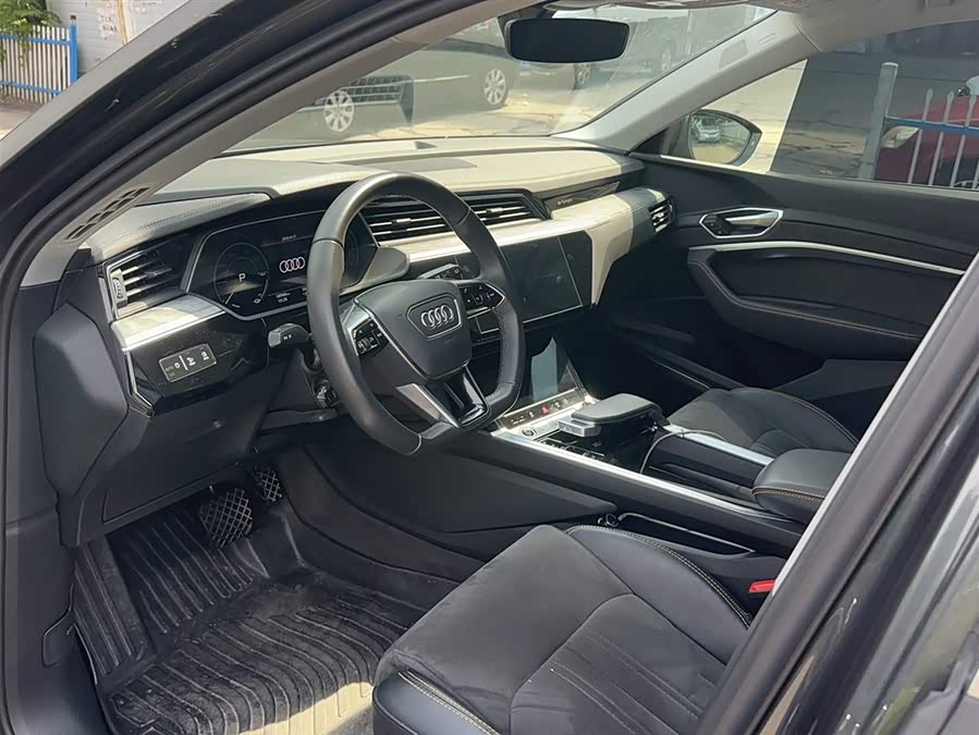 Mercedes-Benz SLK AMG 2021 #13 Mercedes-Benz SLK AMG 2021 صورة سيارة #13