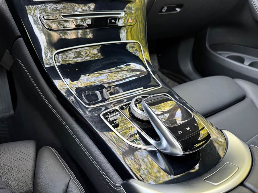 Mercedes-Benz GLC Coupe 2018 #13 Mercedes-Benz GLC Coupe 2018 car image #13