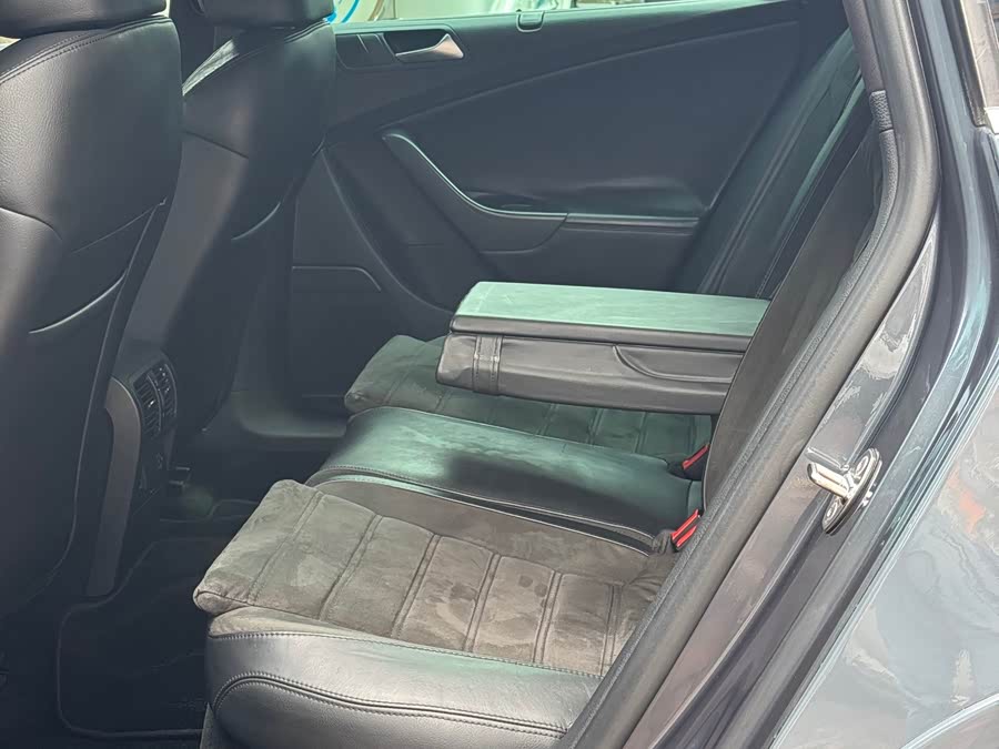 大众 Passat 2011 汽车图片 #13