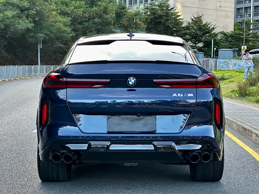 BMW X6 M 2023 car image #13
