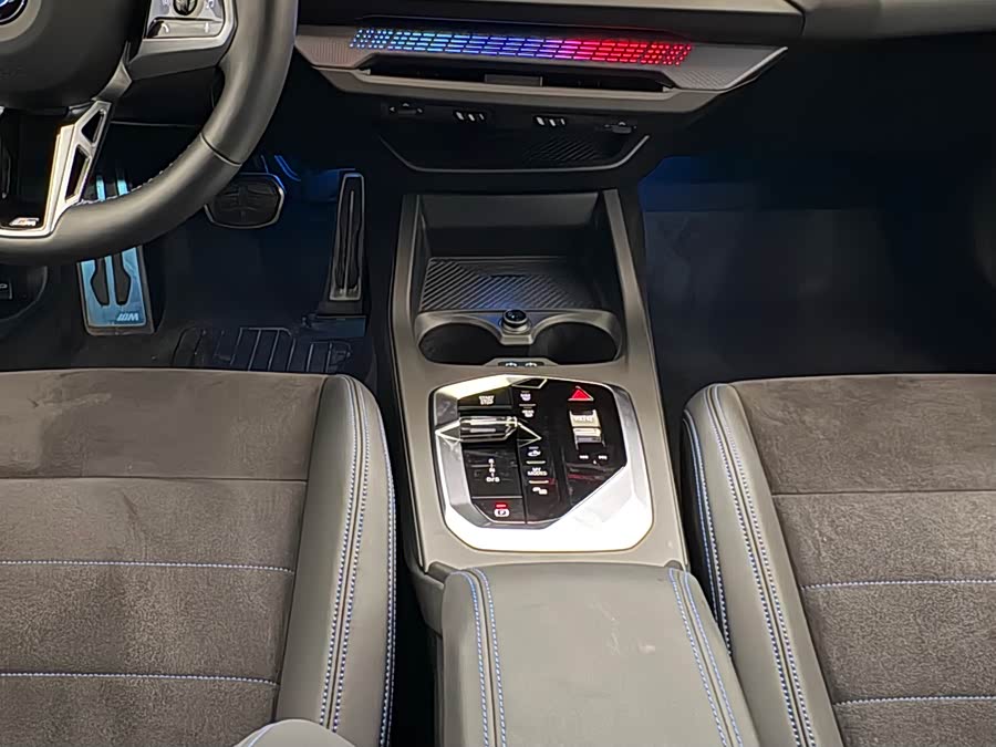 BMW M235L 2024 car image #13