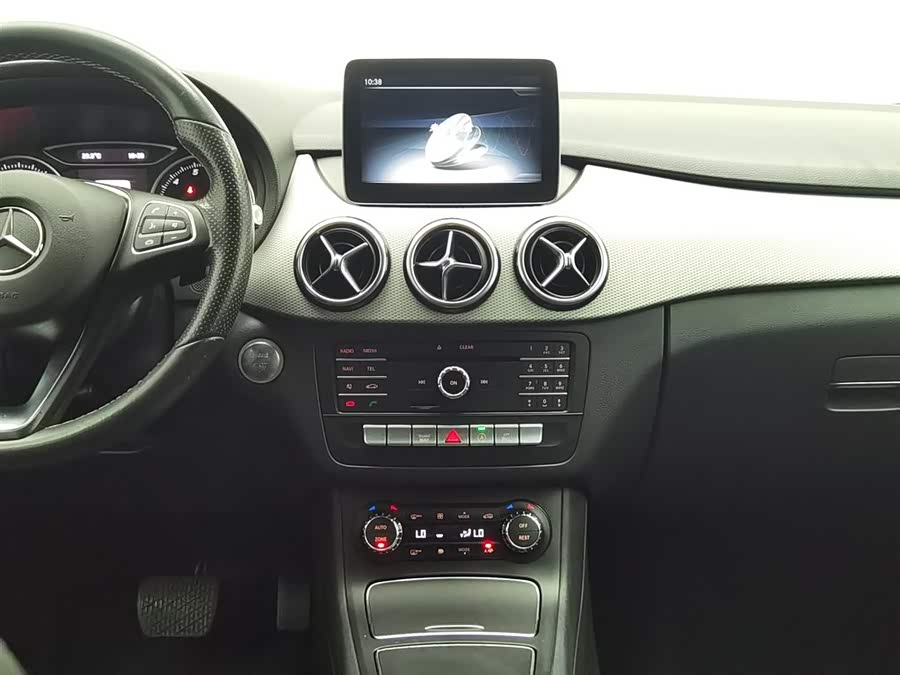 Mercedes-Benz B Class 2017 car image #13