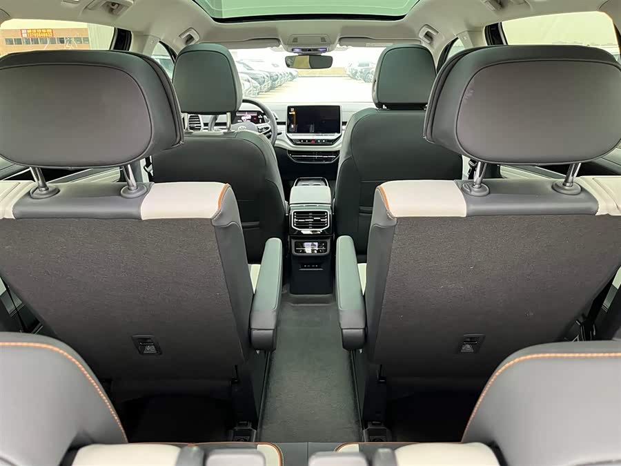 Volkswagen ID.6 Crozz 2024 #13 Volkswagen ID.6 Crozz 2024 car image #13