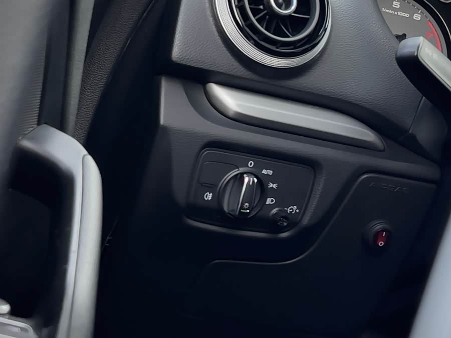 Audi S3 2014 car image #13