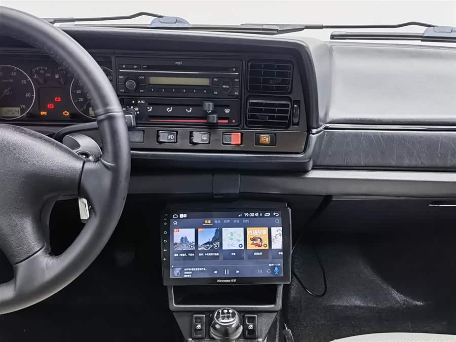 Volkswagen Santana Classic 2010 #13 Volkswagen Santana Classic 2010 صورة سيارة #13