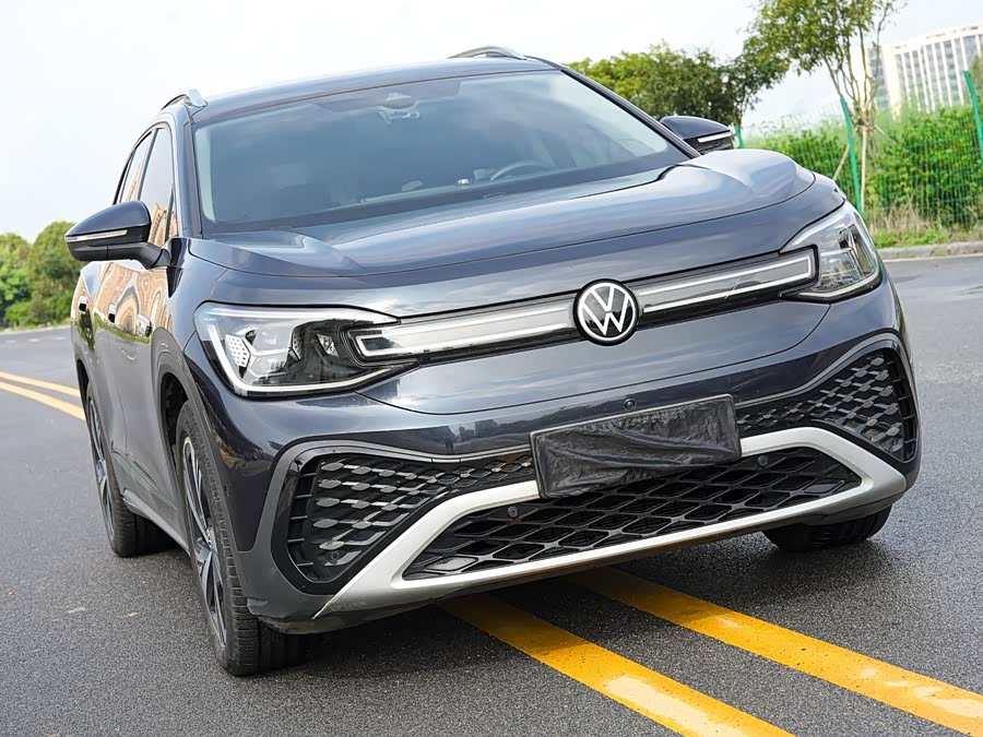 Volkswagen ID.6 Crozz 2023 immagine di auto #13