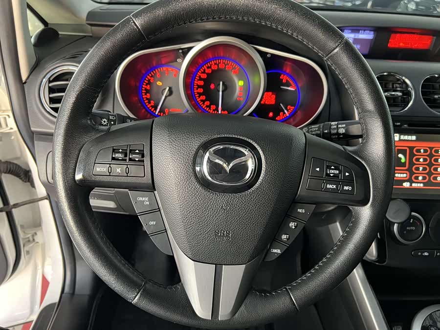 Mazda CX-7 2015 immagine di auto #13