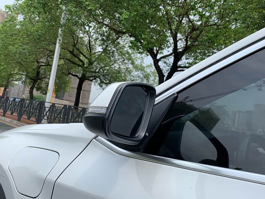 BMW X1 New Energy 2018 car image #13