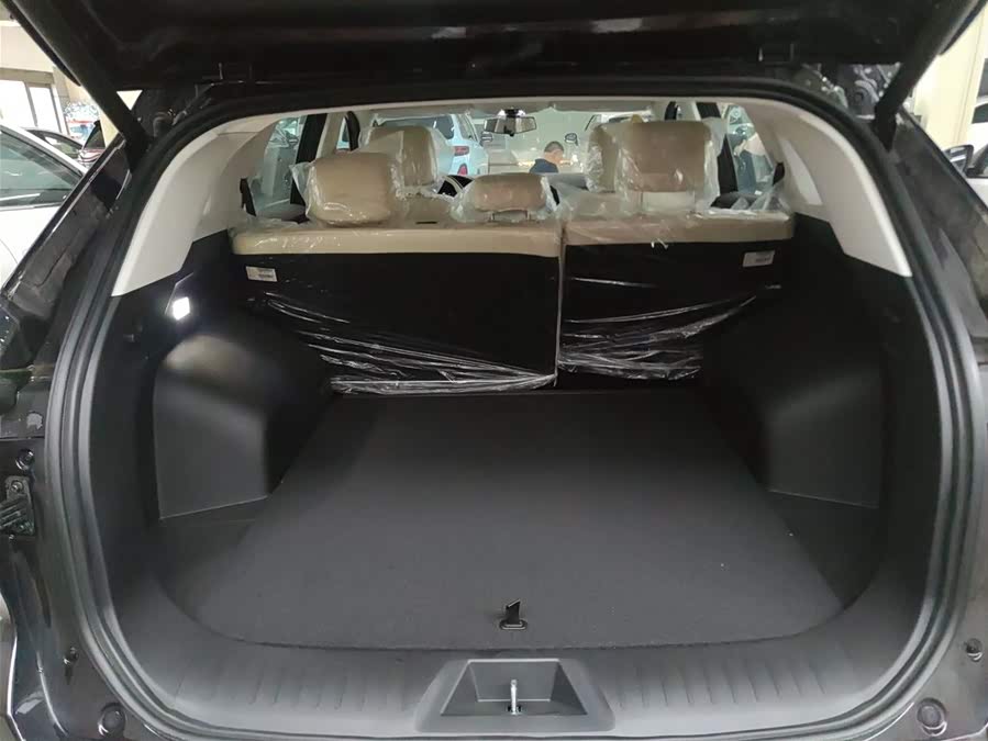 Kaiyi Kunlun New Energy 2025 #13 Kaiyi Kunlun New Energy 2025 car image #13